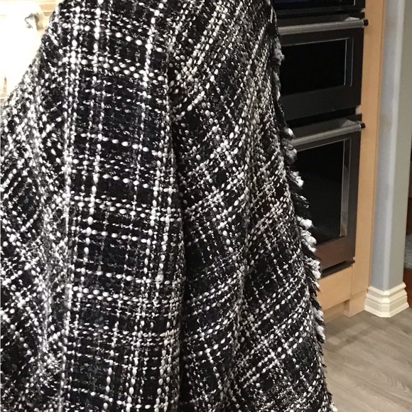 Zara Black and White Plaid sweater/ poncho - Picture 3 of 8